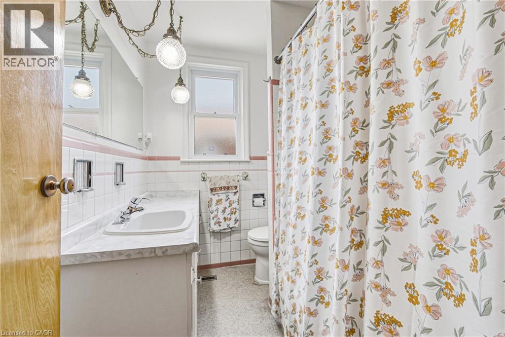 208 GLENCARRY Avenue - Image 10