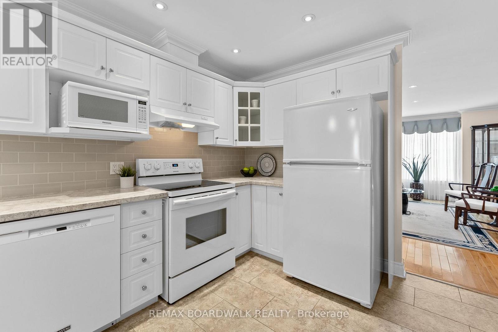 60 DR GORDON CRESCENT - Image 14