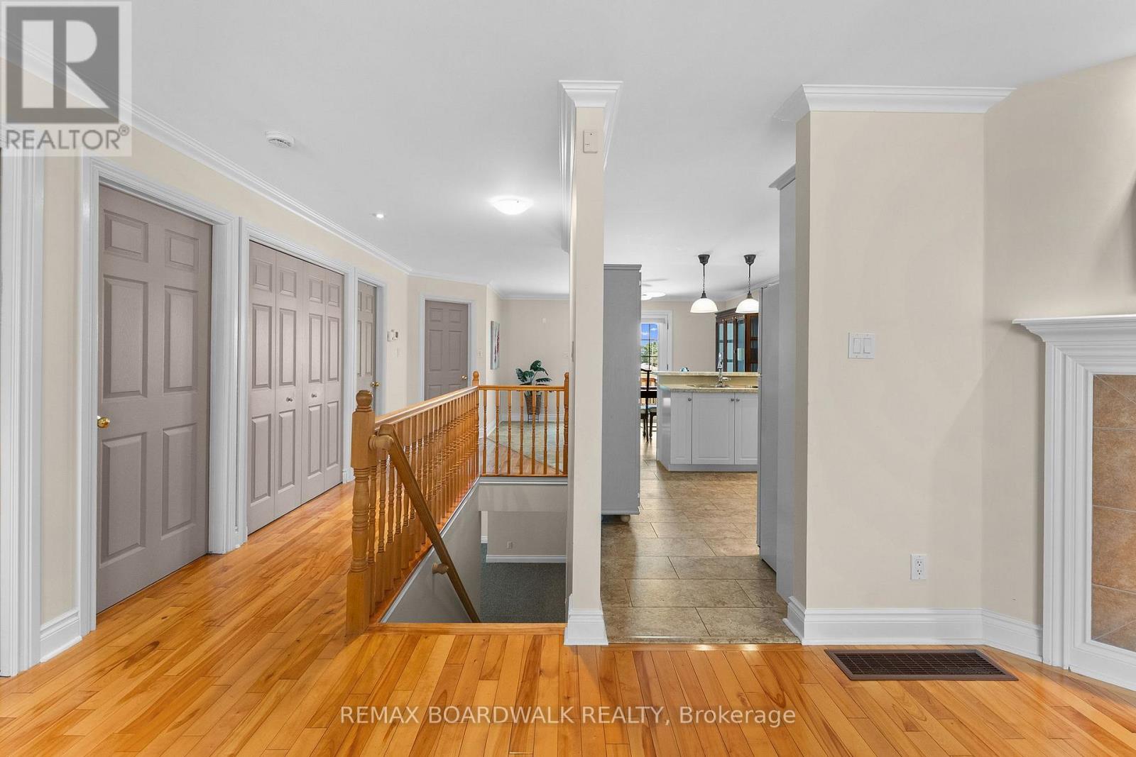 60 DR GORDON CRESCENT - Image 15