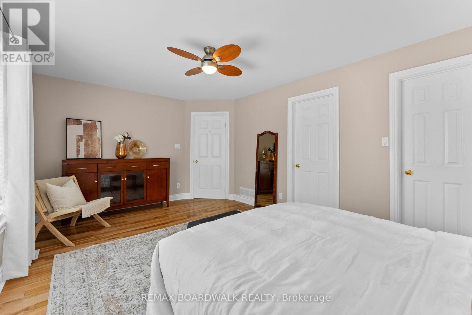 60 DR GORDON CRESCENT - Image 18
