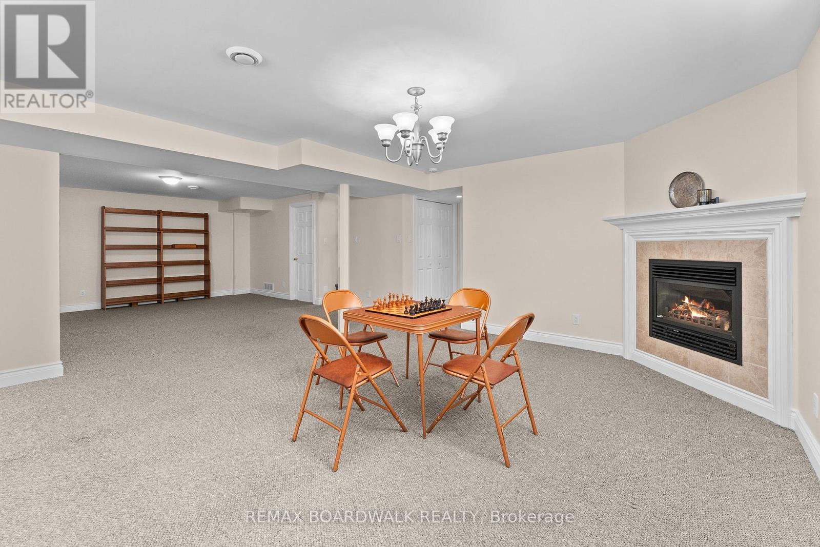 60 DR GORDON CRESCENT - Image 26