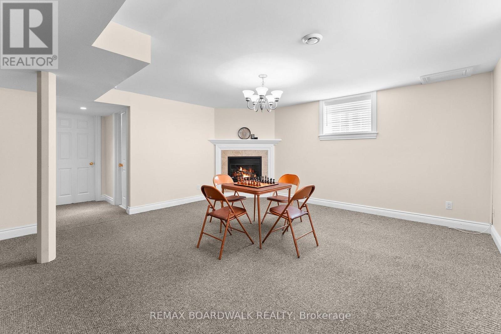 60 DR GORDON CRESCENT - Image 27