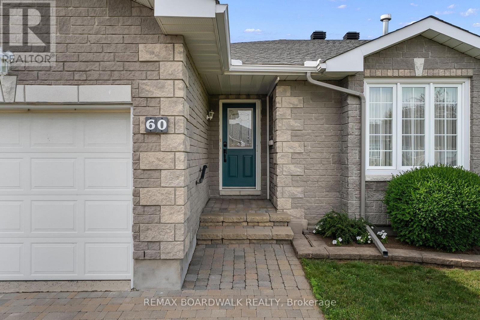 60 DR GORDON CRESCENT - Image 3