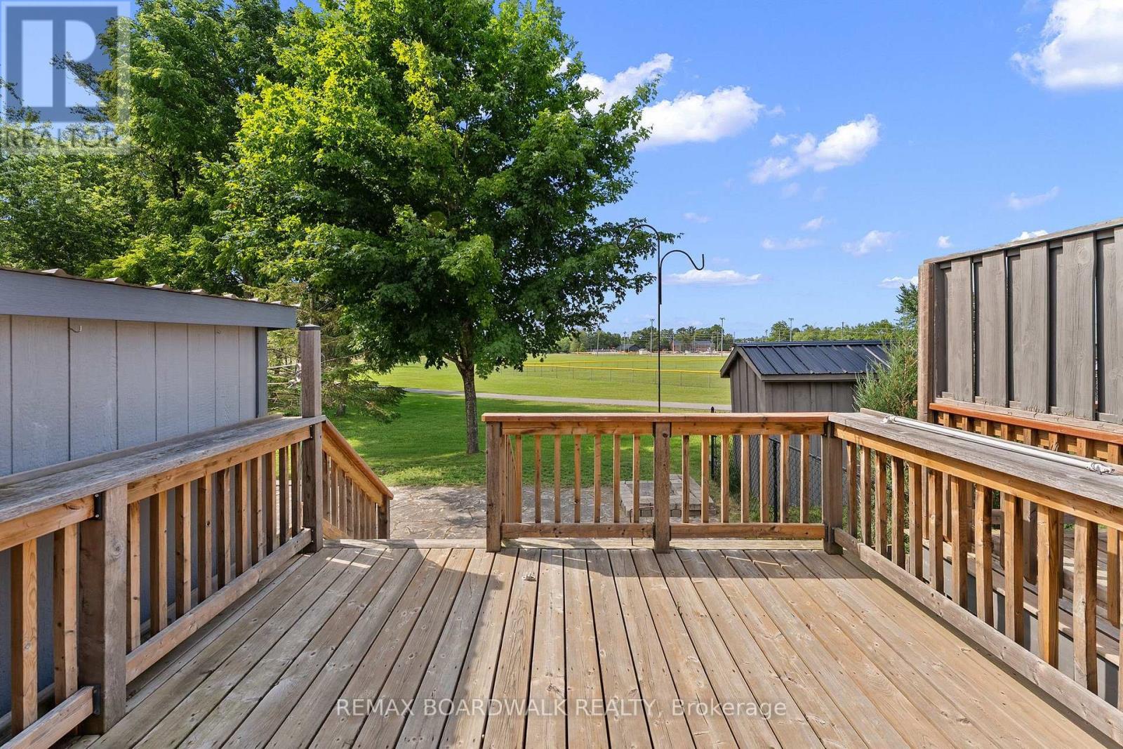 60 DR GORDON CRESCENT - Image 33