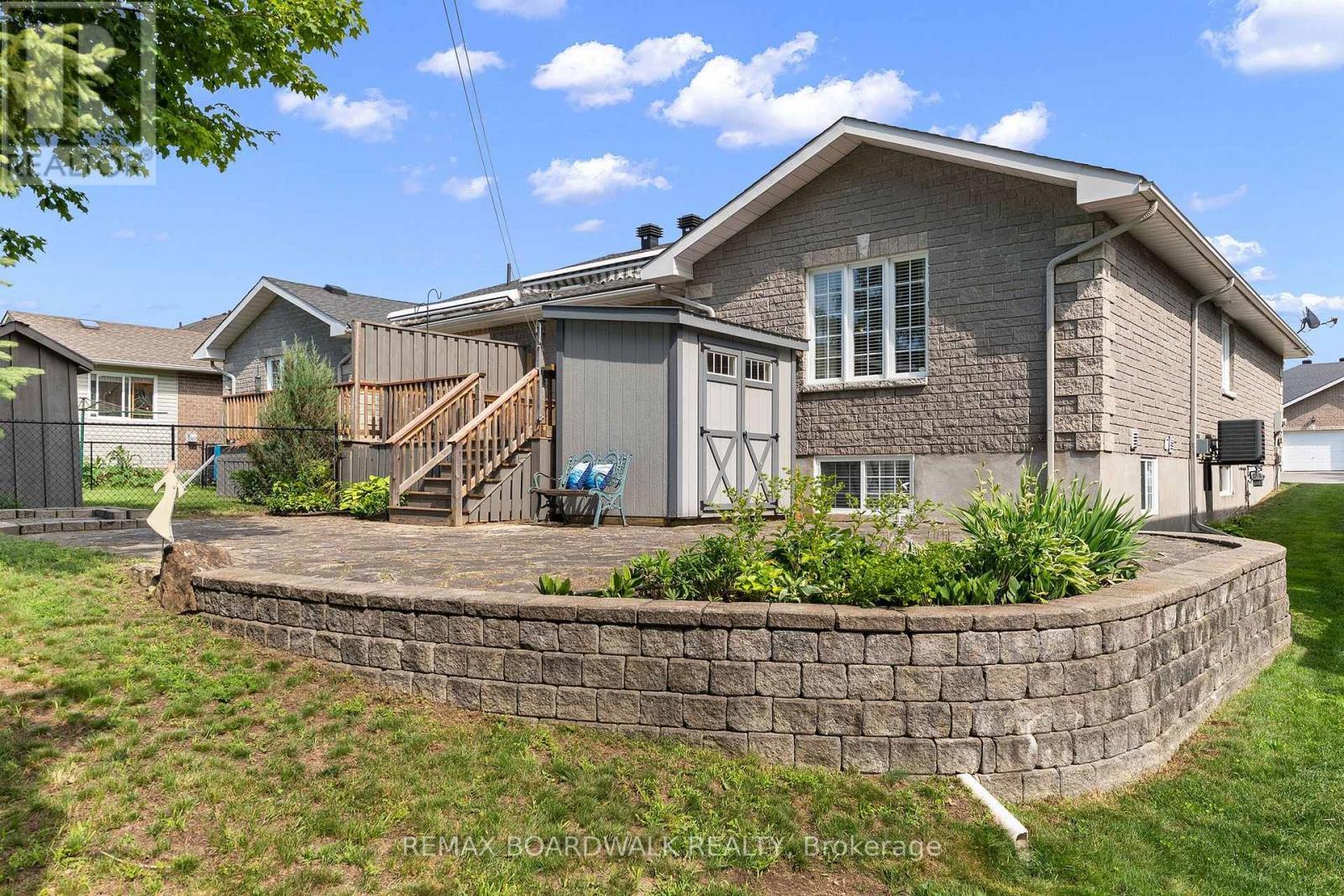 60 DR GORDON CRESCENT - Image 40