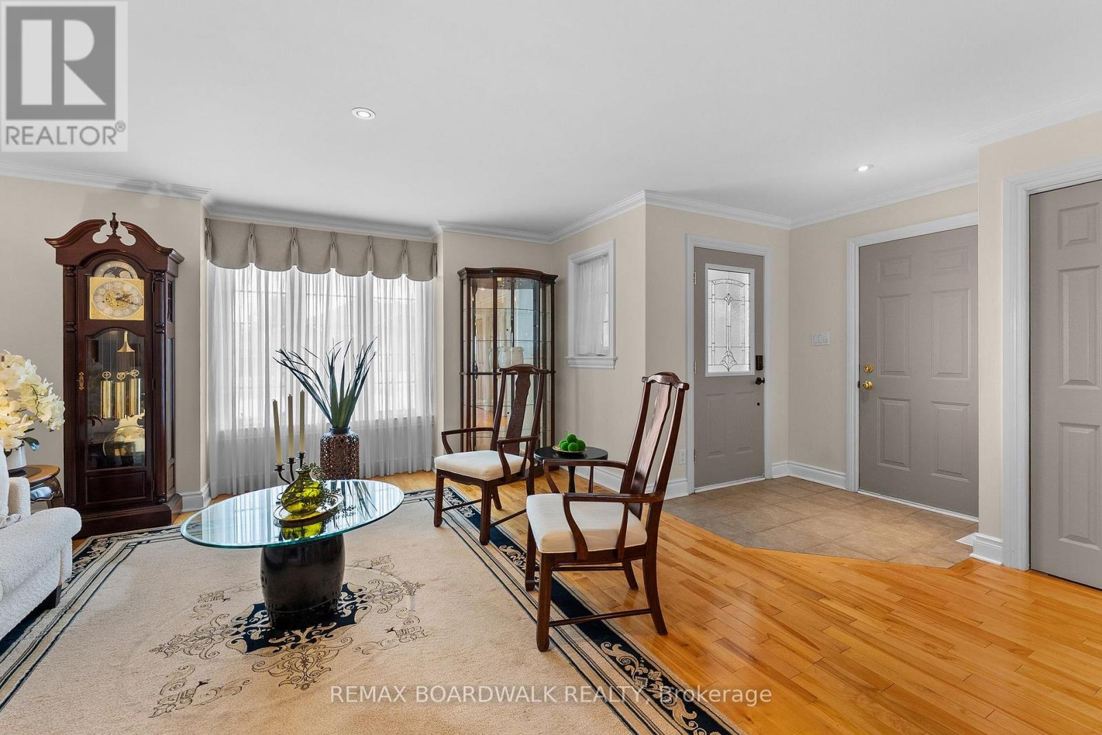 60 DR GORDON CRESCENT - Image 5