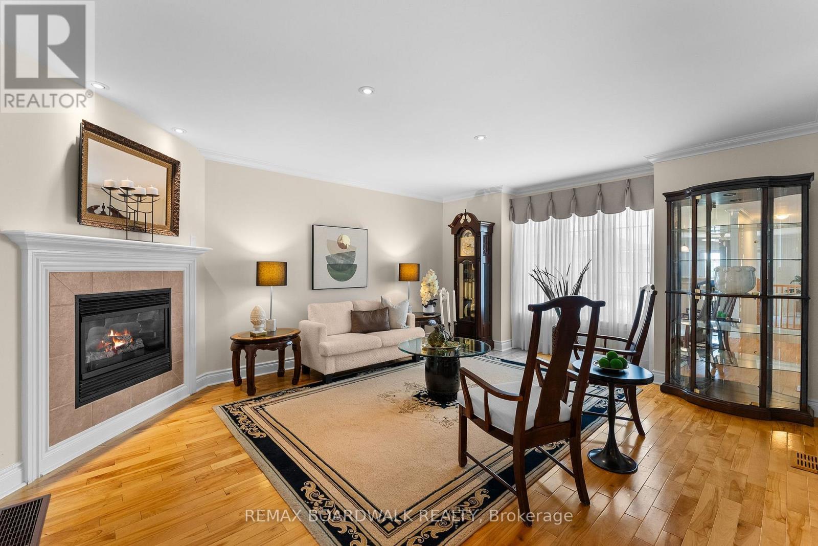 60 DR GORDON CRESCENT - Image 7