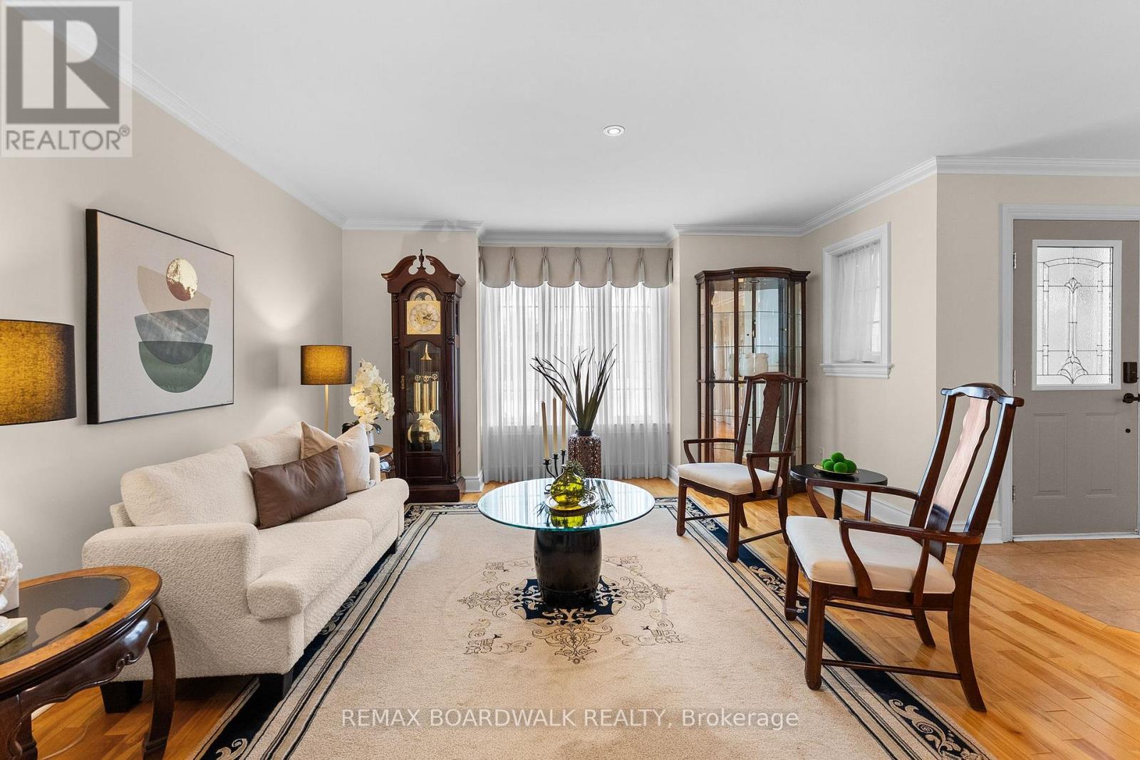 60 DR GORDON CRESCENT - Image 9