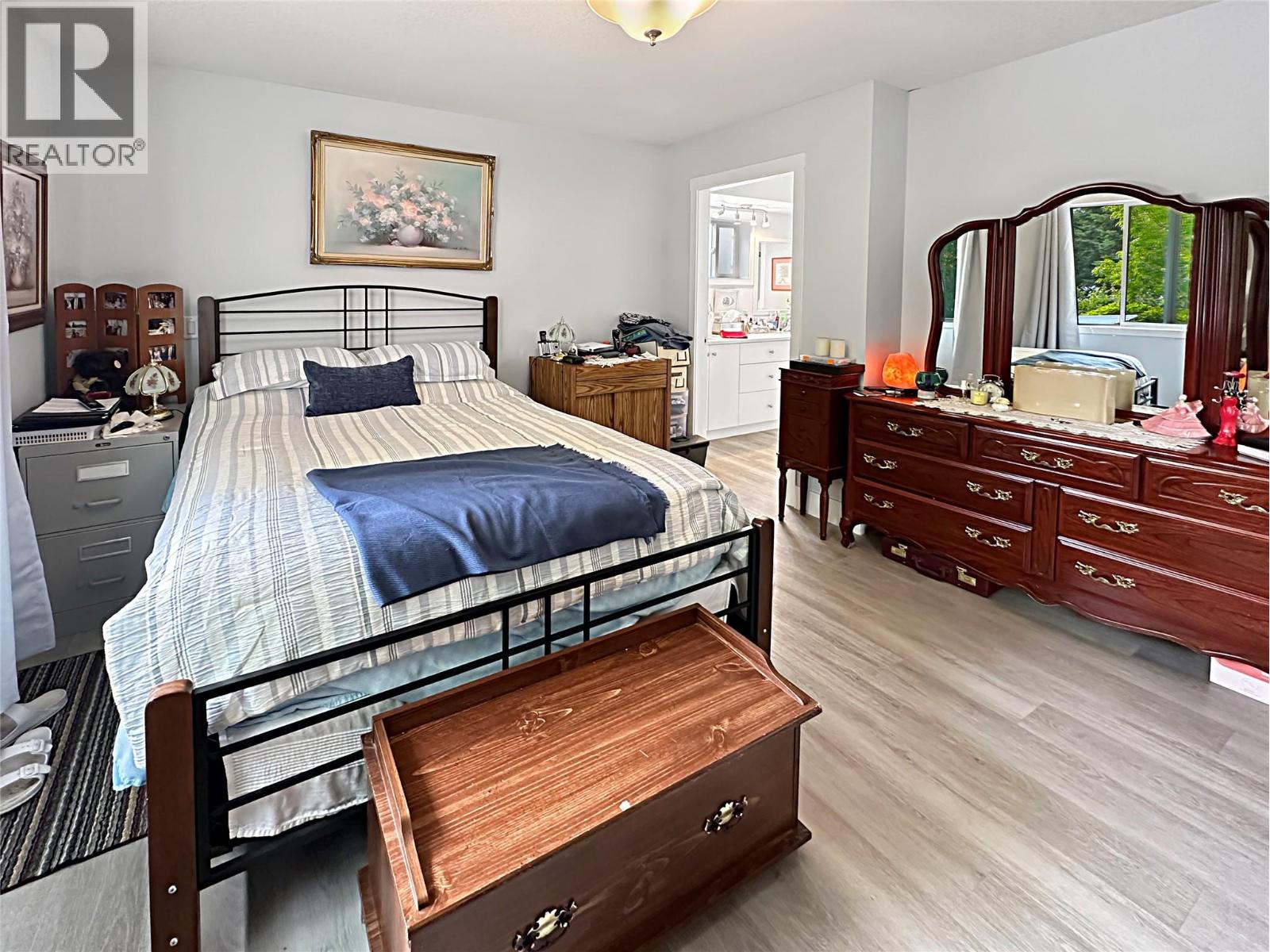 175 DOLLIE Street - 11