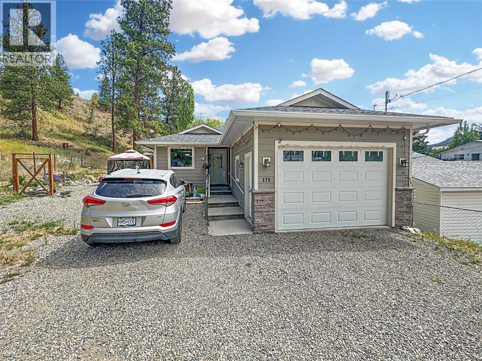 175 DOLLIE Street - 1