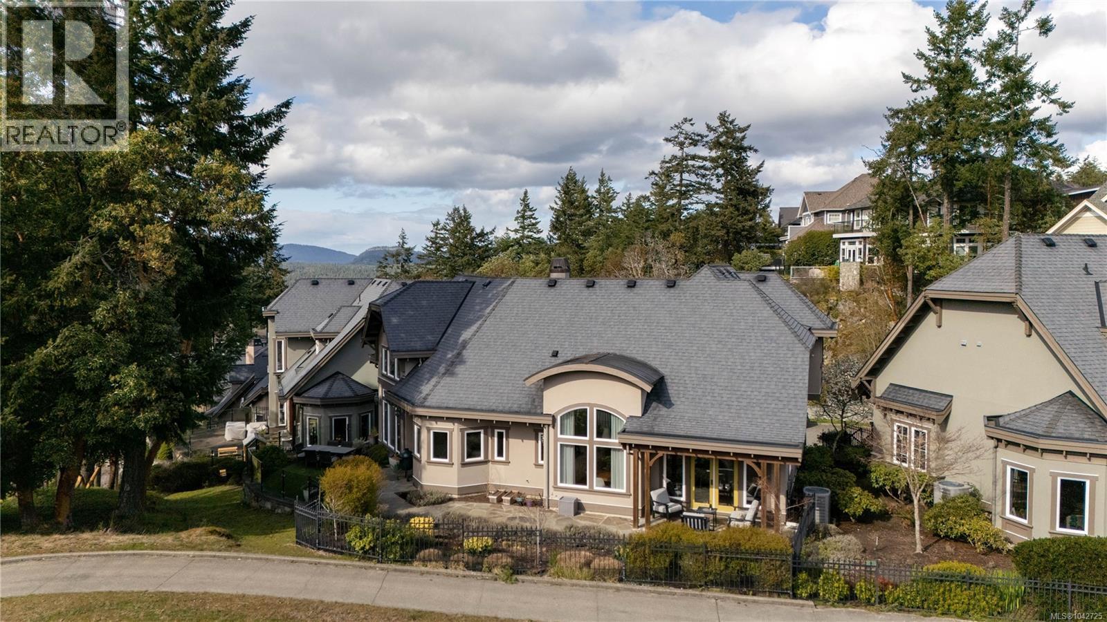 2220 Island Falls Pl - 4