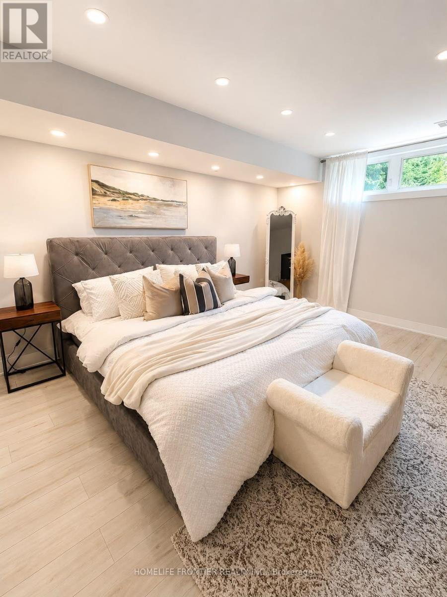 2138 TRUSCOTT DRIVE - 9