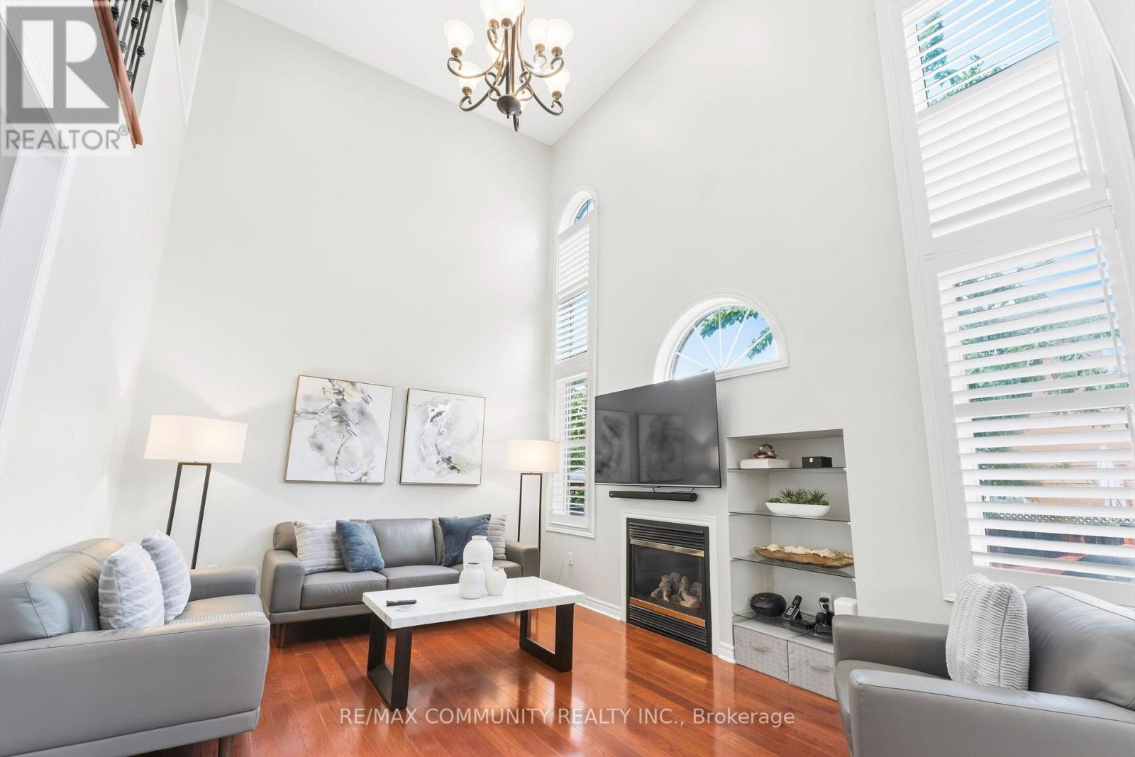 5673 PEGASUS STREET - 11