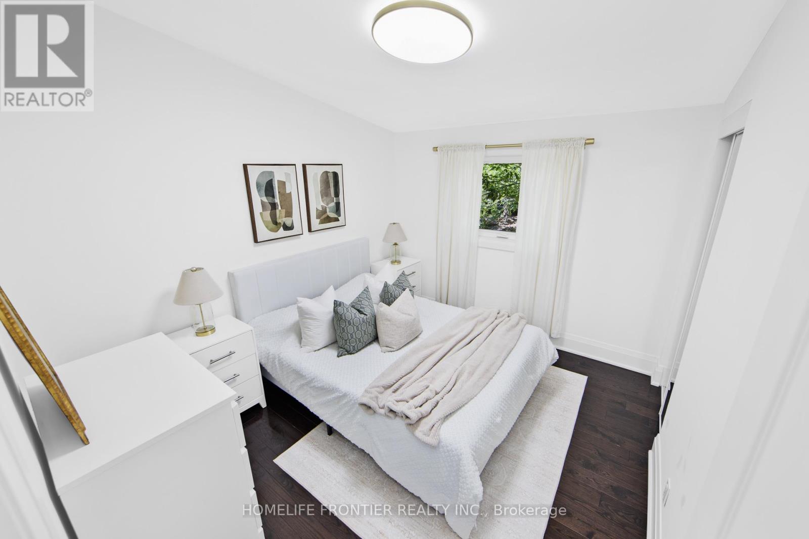 2138 TRUSCOTT DRIVE - 20