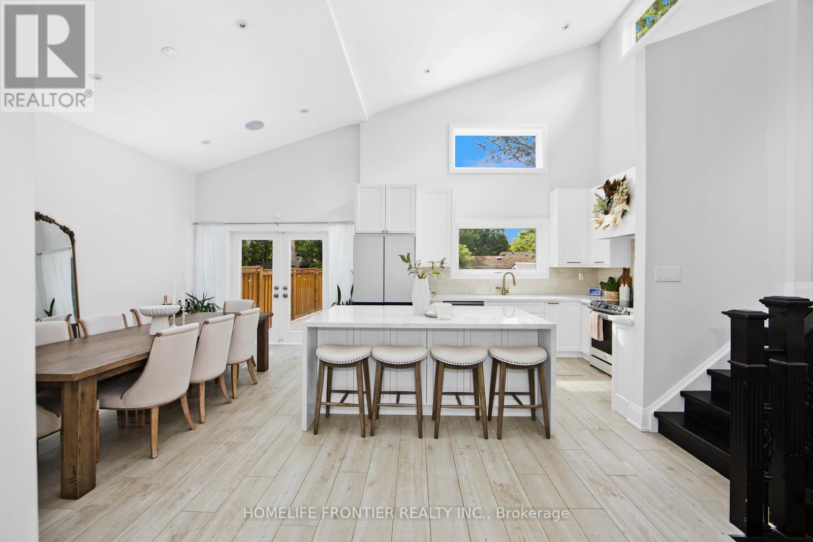 2138 TRUSCOTT DRIVE - 4