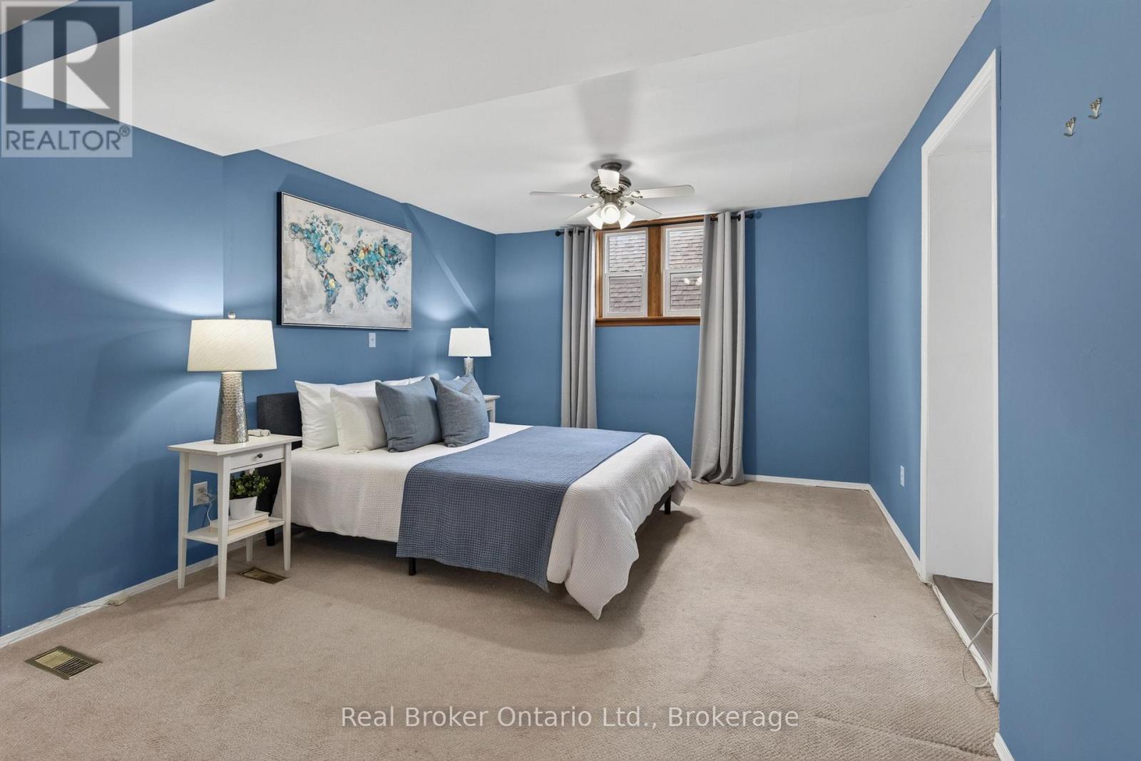 2 HERLAN AVENUE - 22