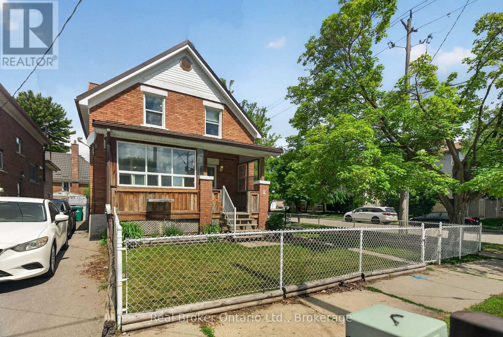 2 HERLAN AVENUE - 3