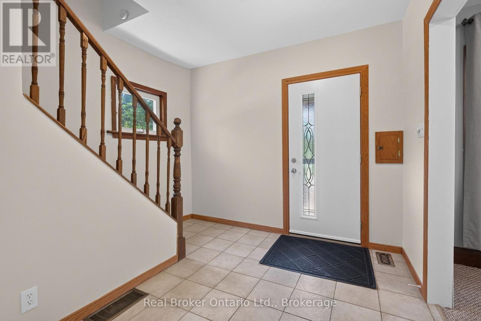 2 HERLAN AVENUE - 9