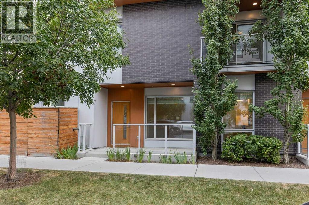 #110 3125 39 Street NW - 33