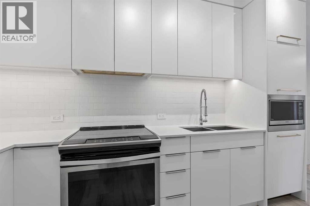 #110 3125 39 Street NW - 11