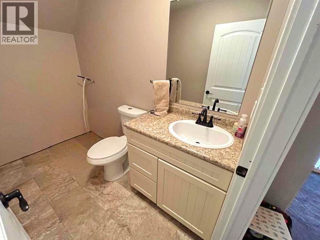 151 Peace River Avenue - 20