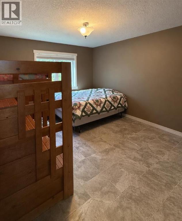 151 Peace River Avenue - 17