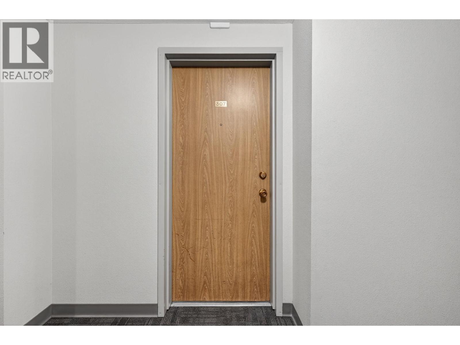 #307 3180 De Montreuil Court - 27