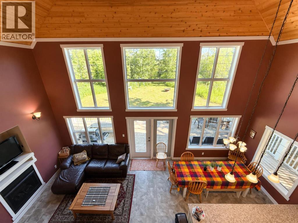 151 Peace River Avenue - 14
