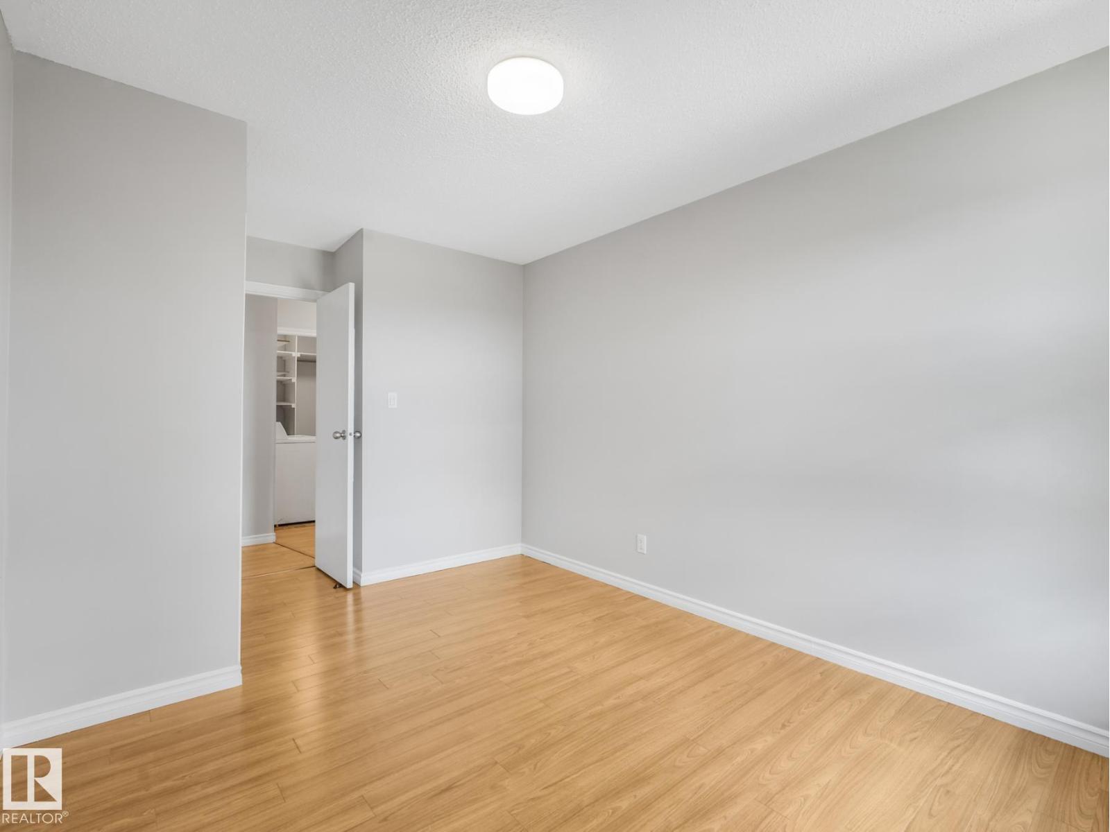 #301 10528 29 AV NW - 11
