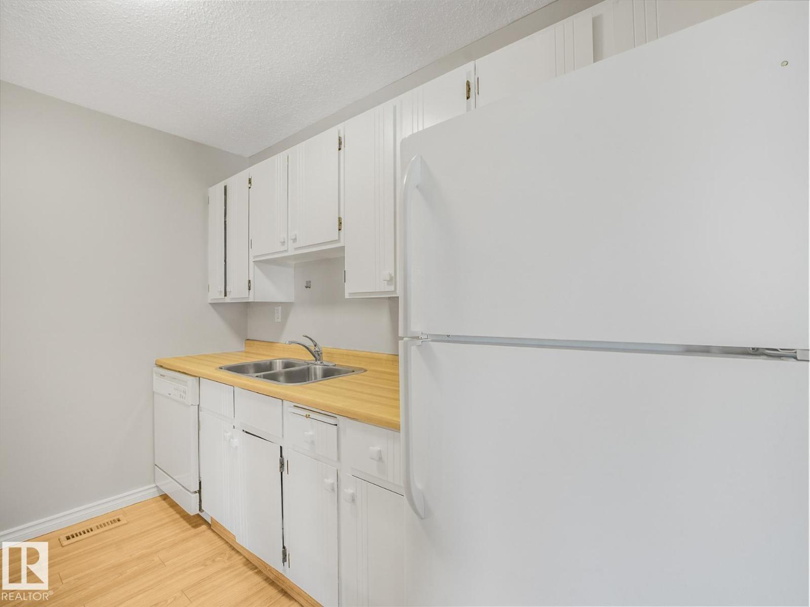 #301 10528 29 AV NW - 13