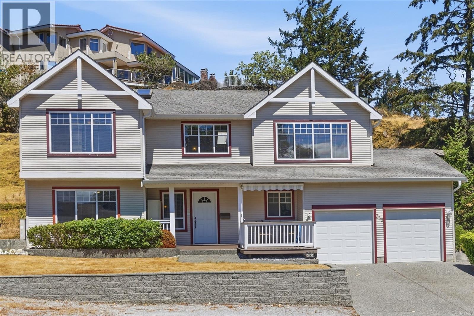339 Nottingham Dr - 1