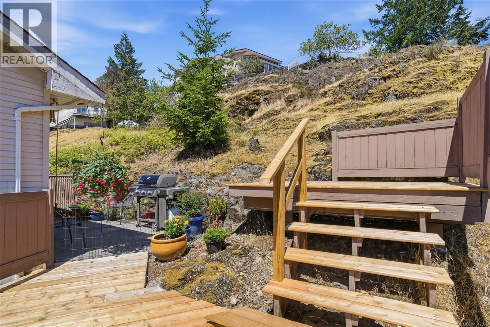339 Nottingham Dr - 31
