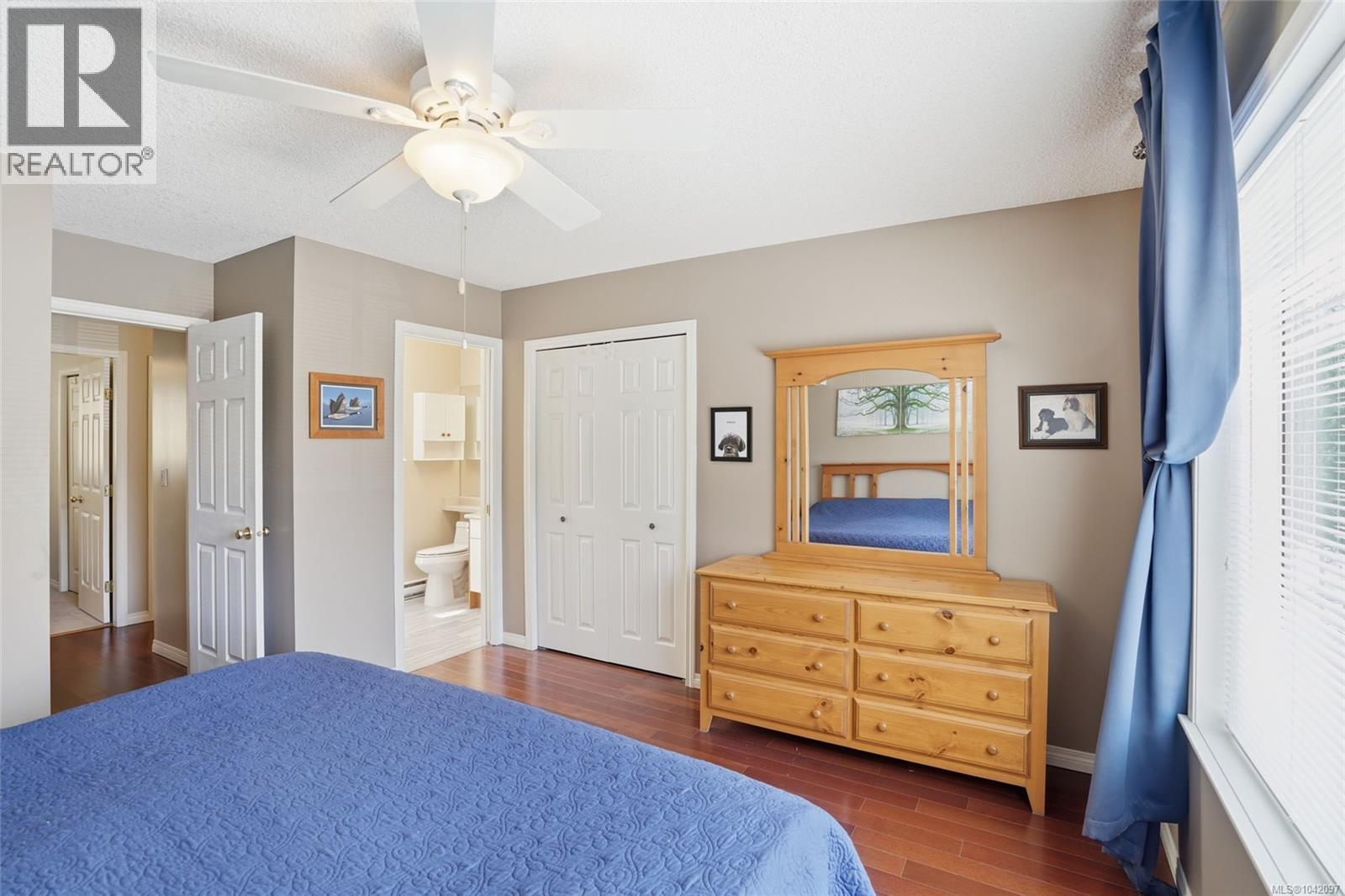 339 Nottingham Dr - 17