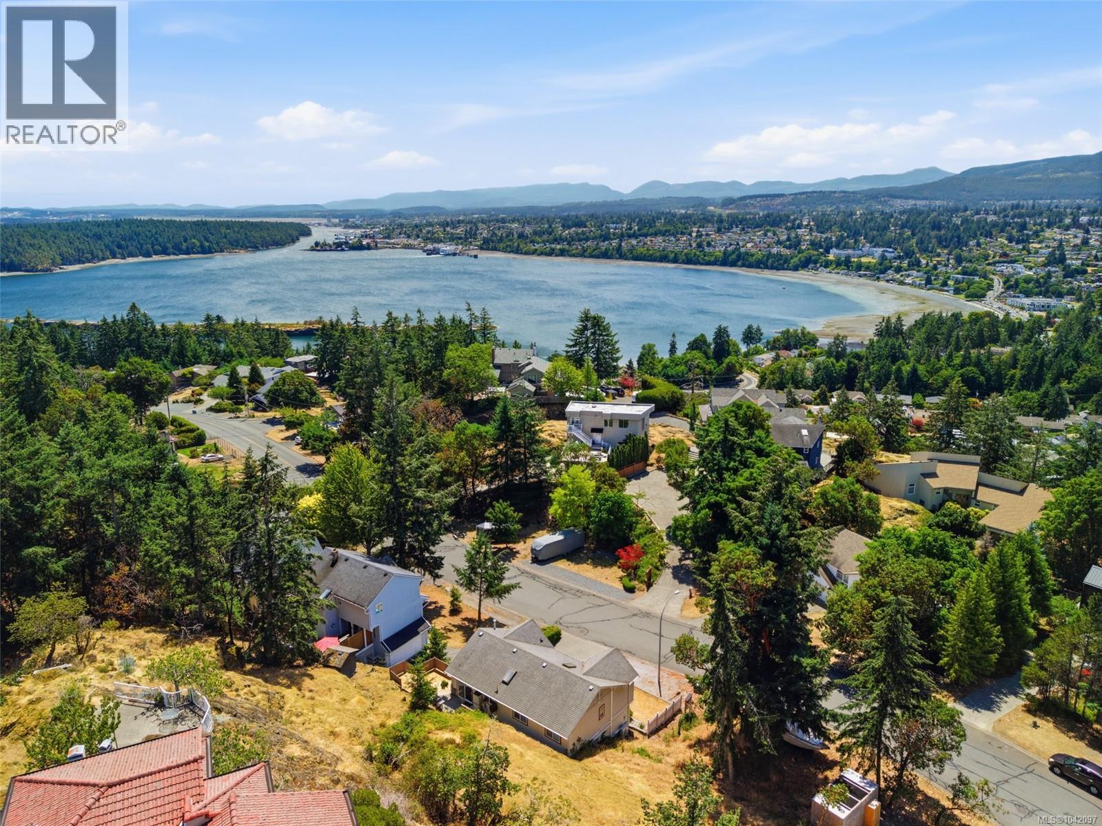 339 Nottingham Dr - 44