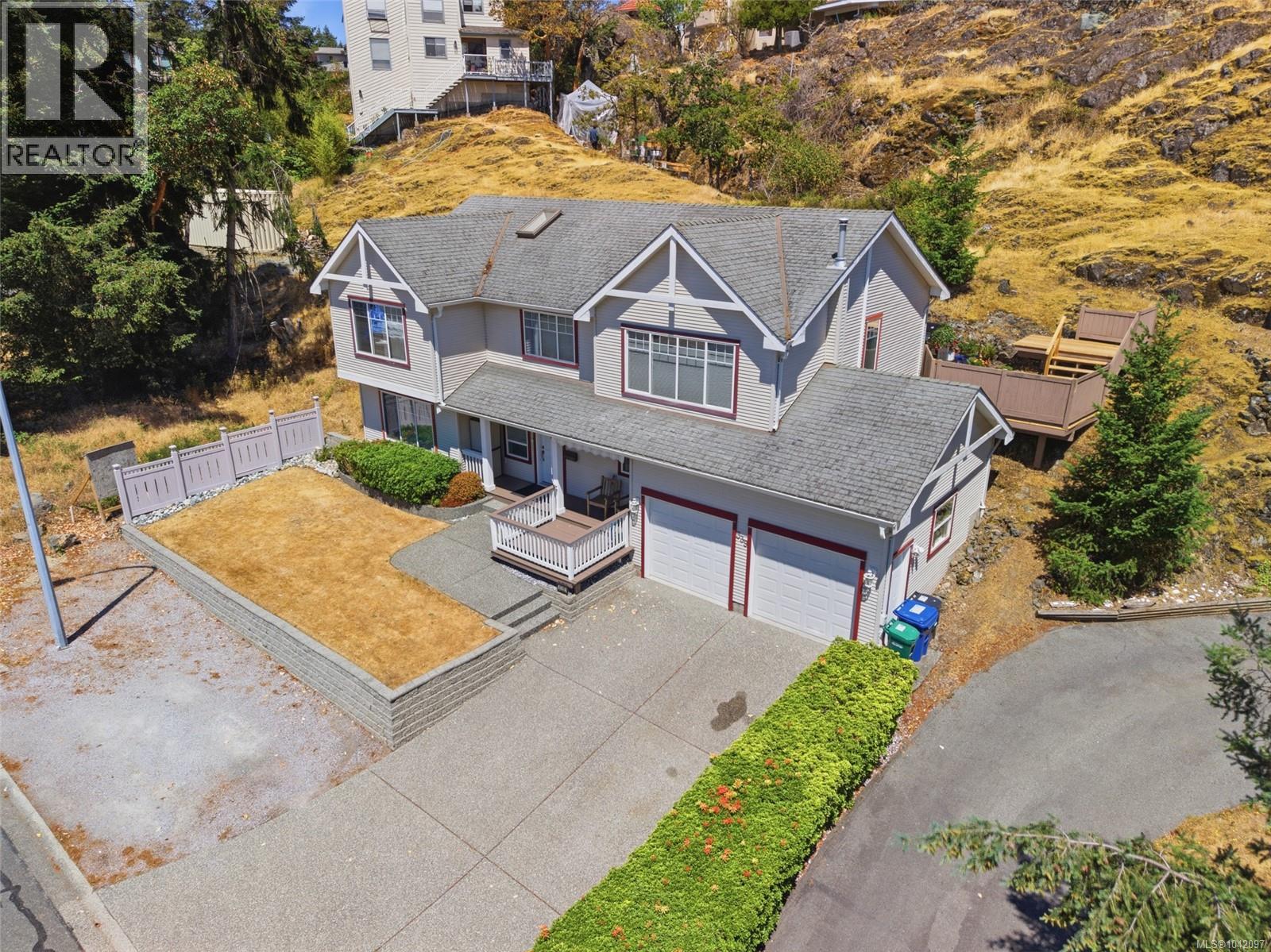 339 Nottingham Dr - 35