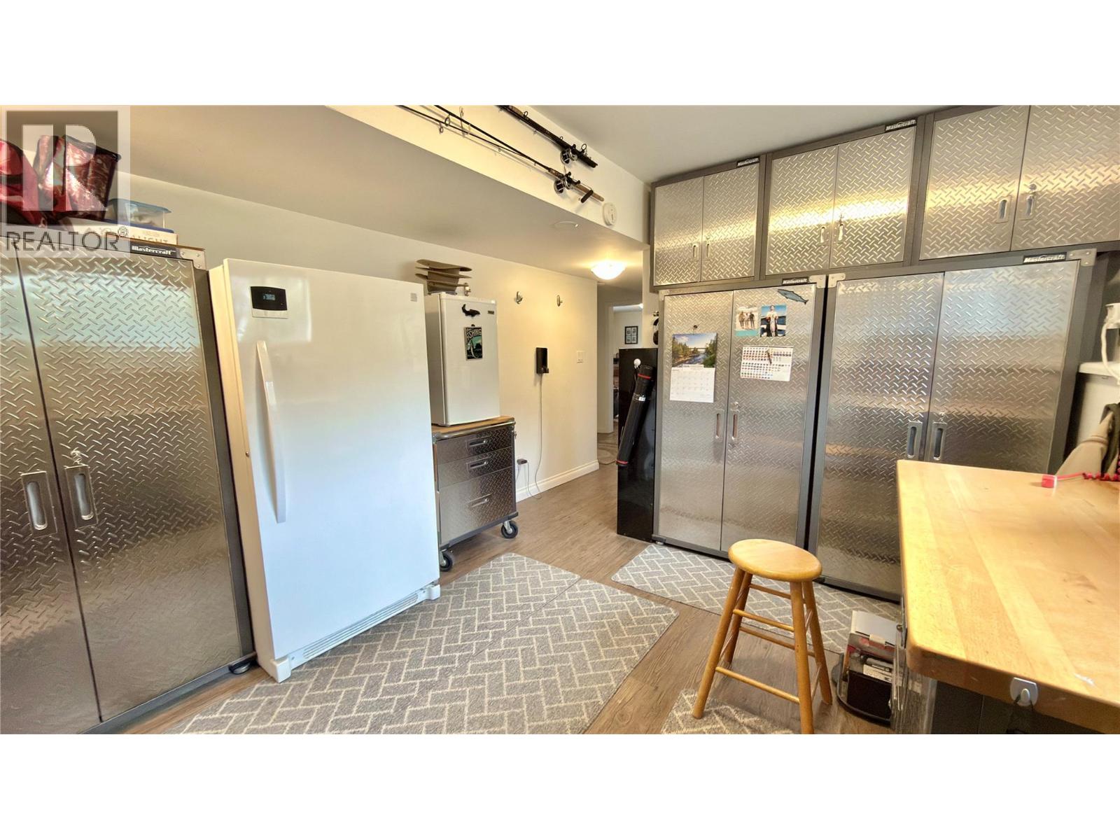 461 Eighth Avenue - 55