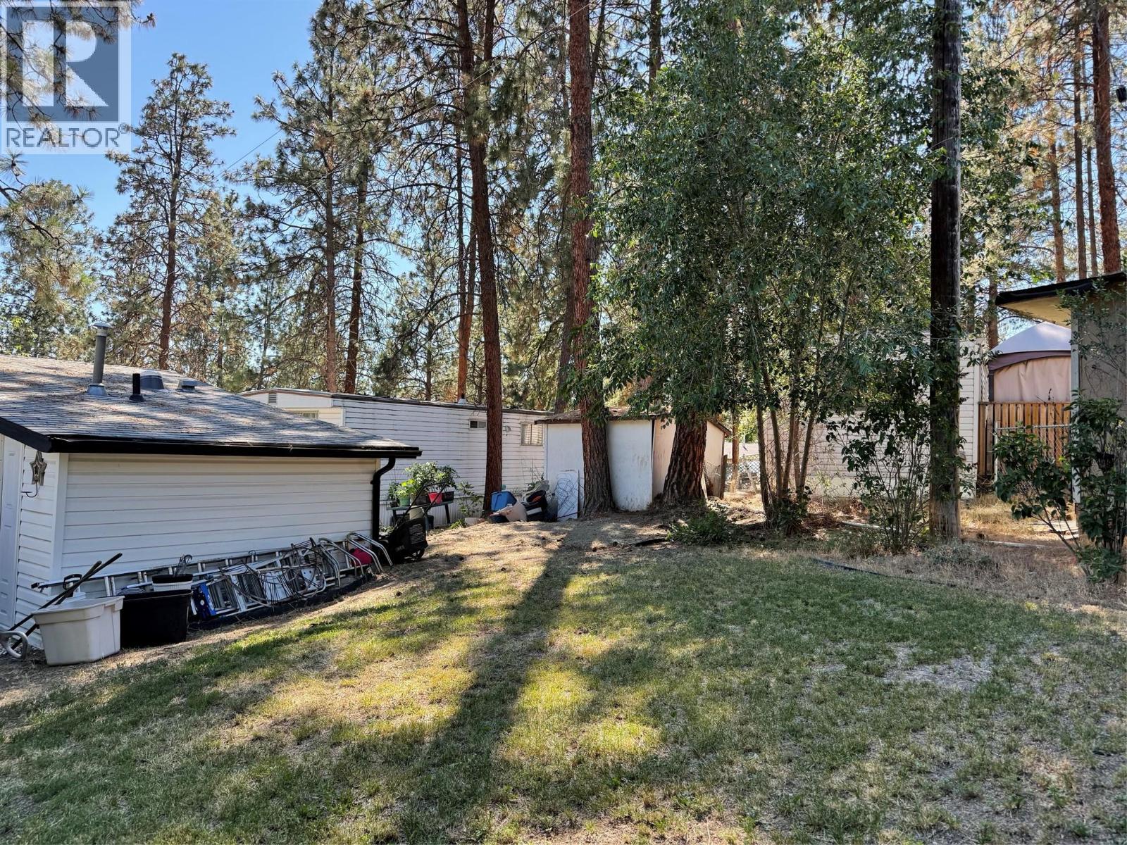 #30 1860 Boucherie Road - 37