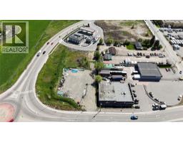 2080 Rutland Road N, Kelowna, BC V1X4Z9 Photo 11