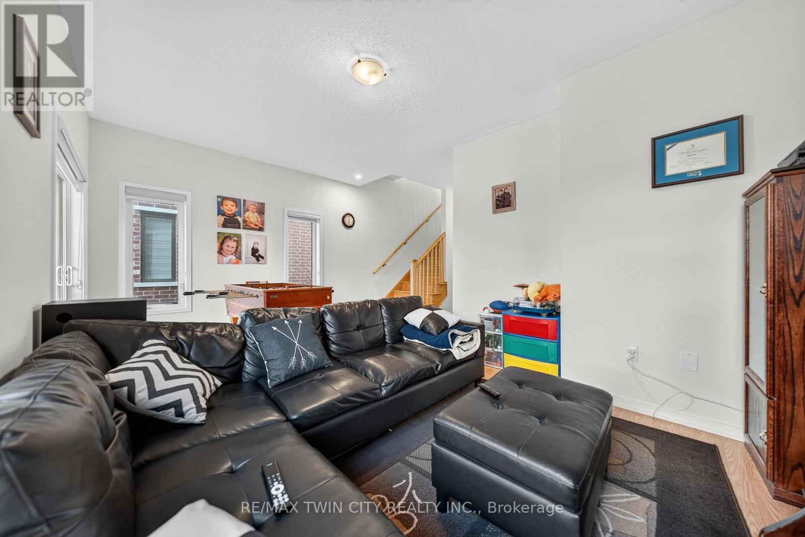 49 LAMBERT LANE - 41