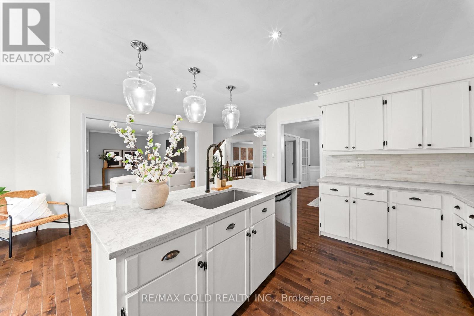 14 SHADYWOOD ROAD - Image 16