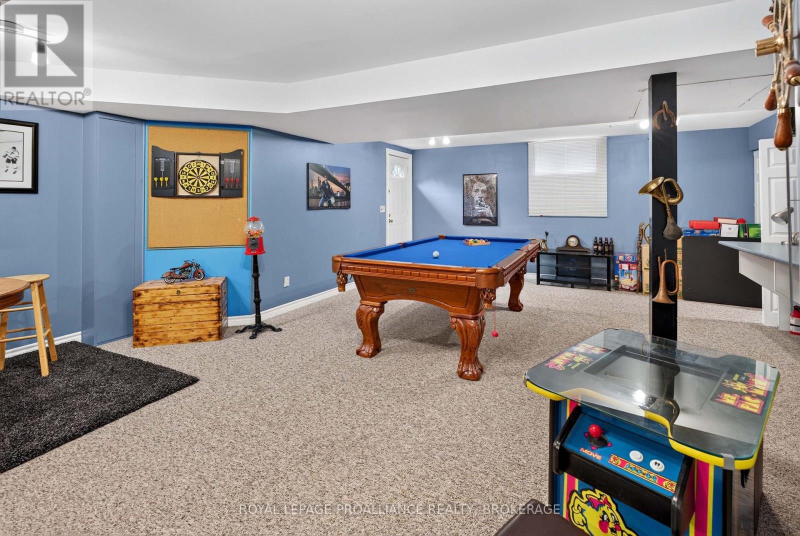 605 FERNMOOR DRIVE - 29
