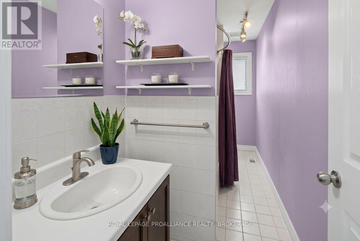 605 FERNMOOR DRIVE - 27