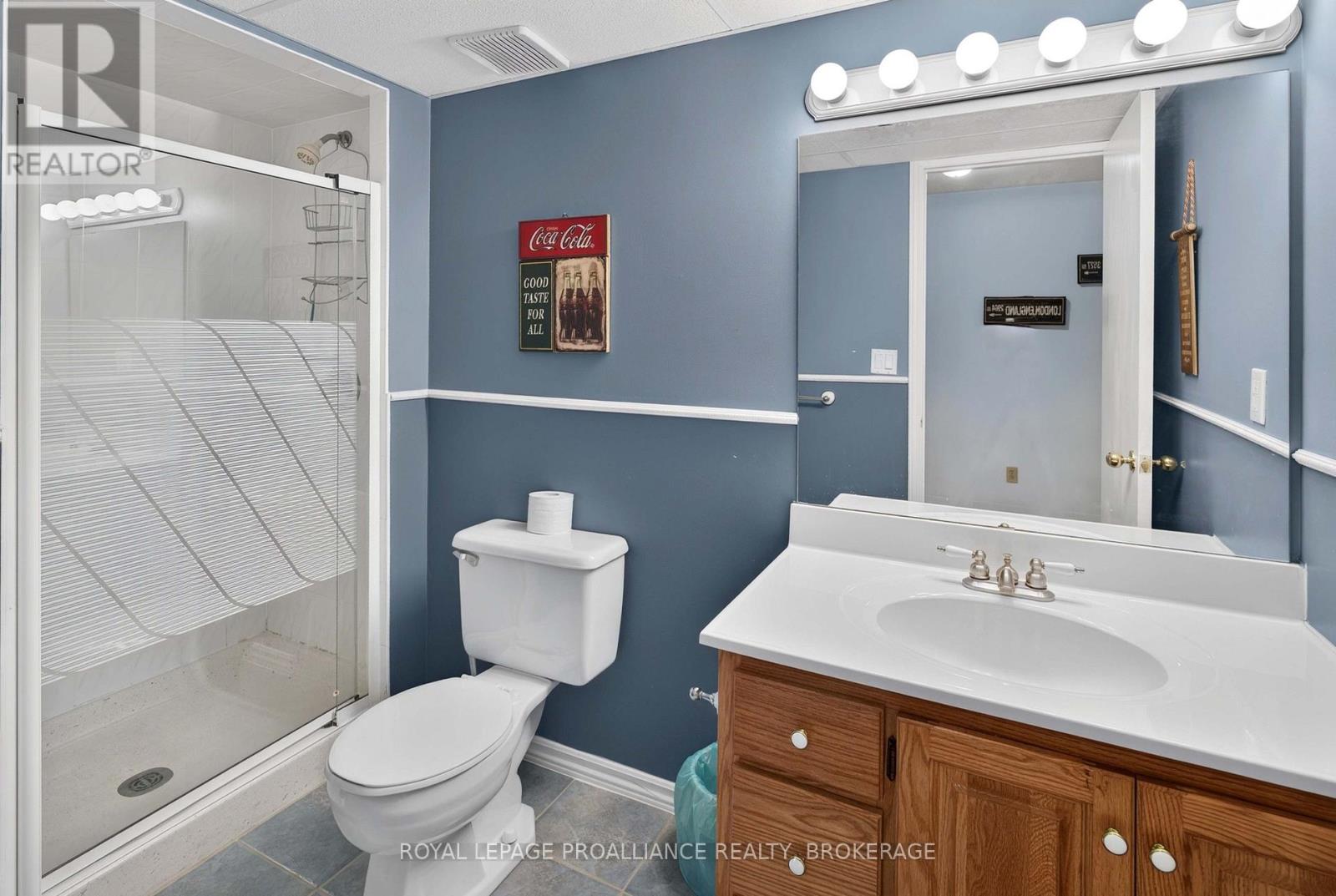 605 FERNMOOR DRIVE - 33
