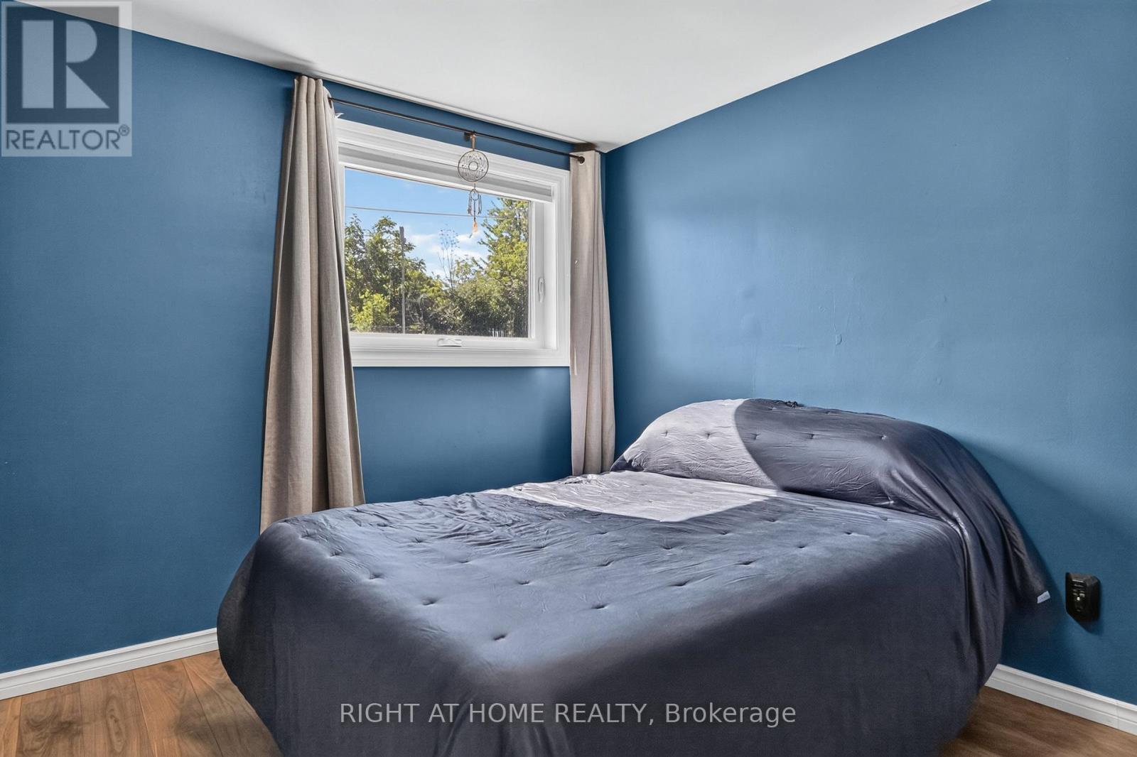 541 RIVER ROAD S - 17