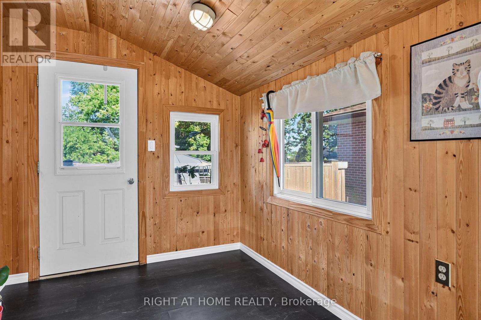 541 RIVER ROAD S - 3