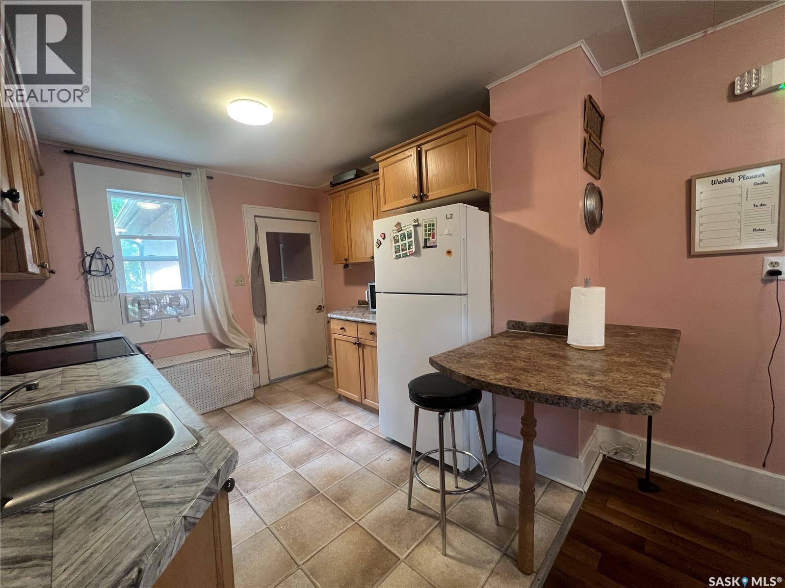 1936 BRODER STREET - 15