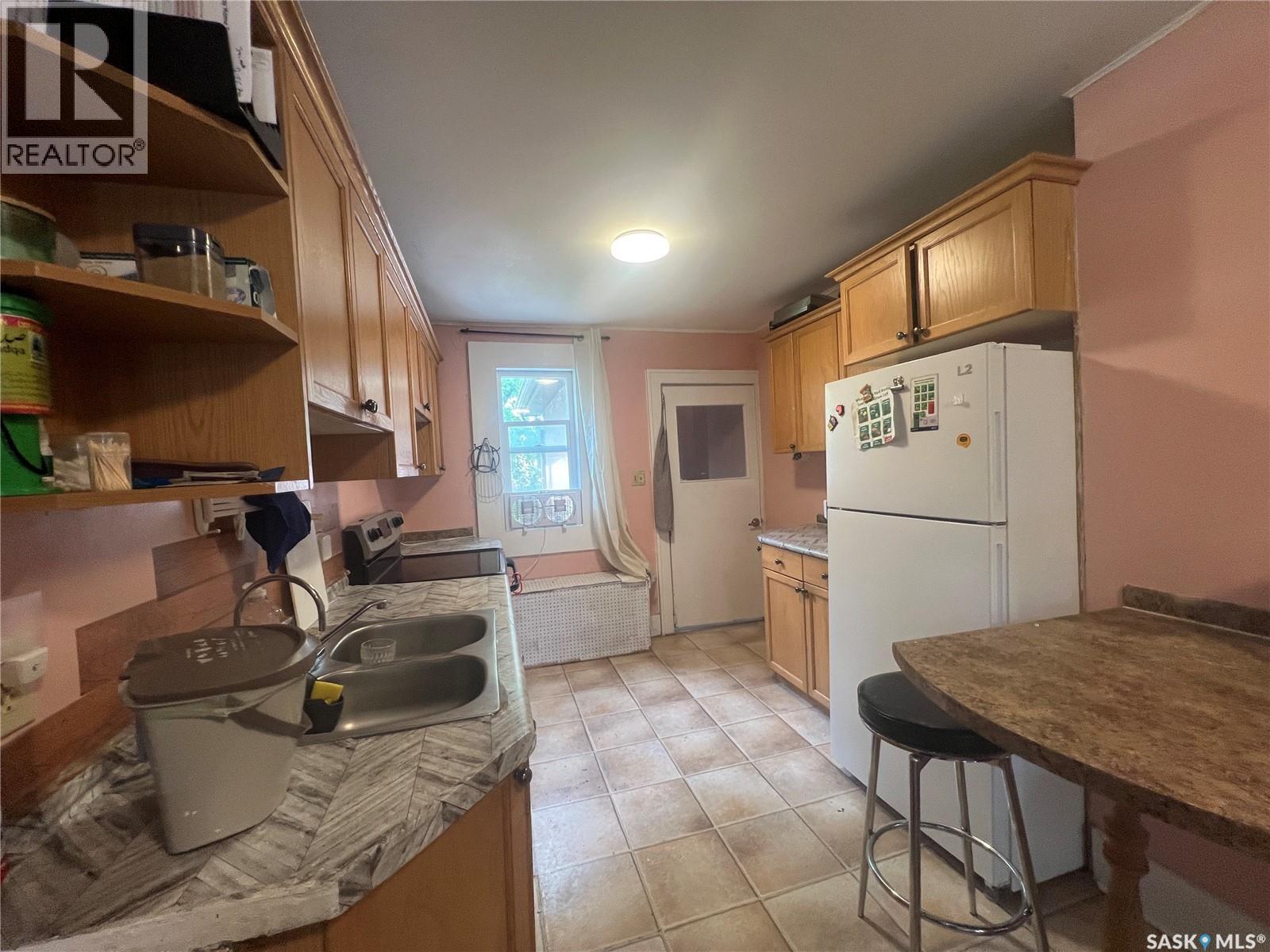1936 BRODER STREET - 18