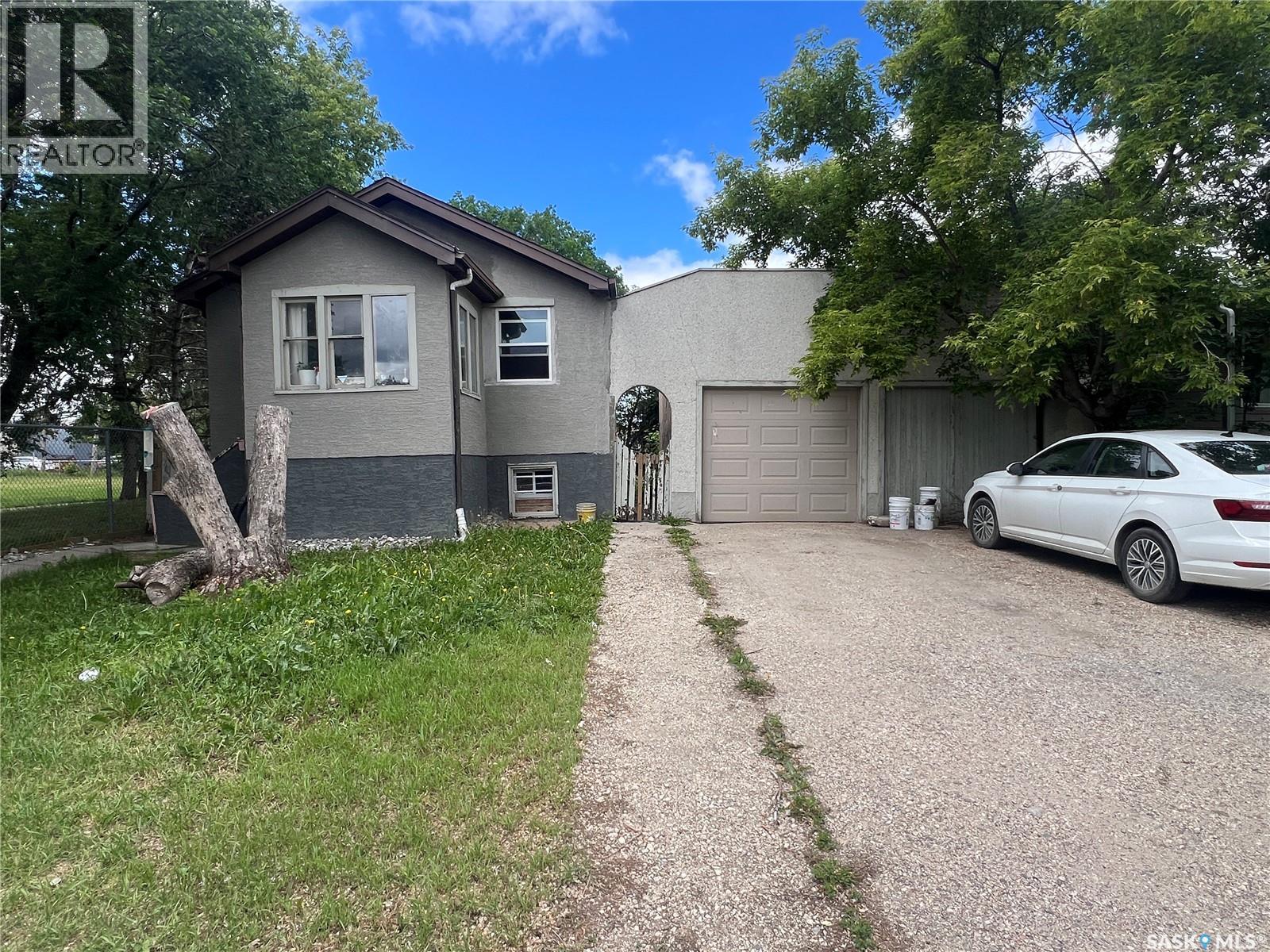1936 BRODER STREET - 2
