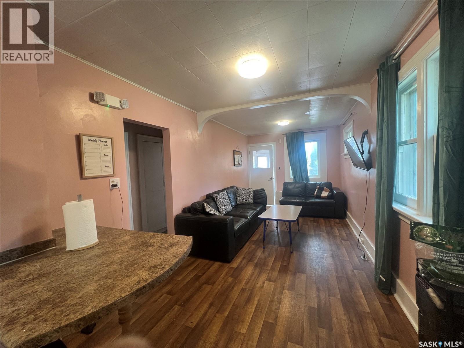 1936 BRODER STREET - 21