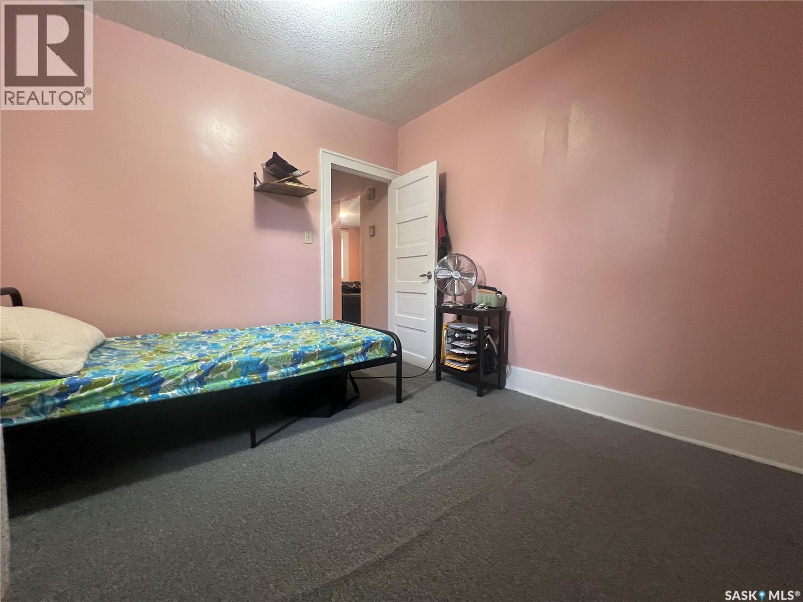 1936 BRODER STREET - 24